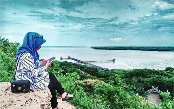 10 Bukit Terbaik di Jawa Timur untuk Menikmati Sore