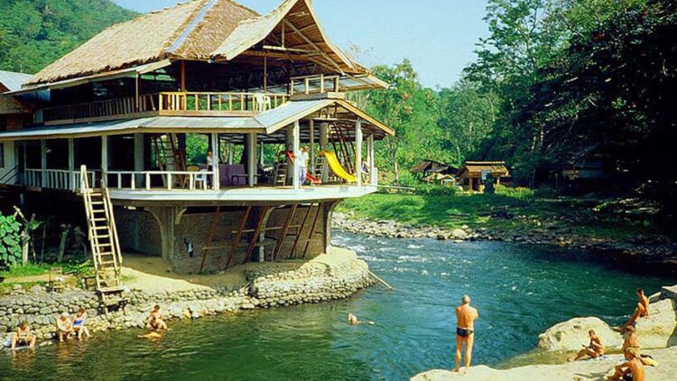 Wisata bukit lawang