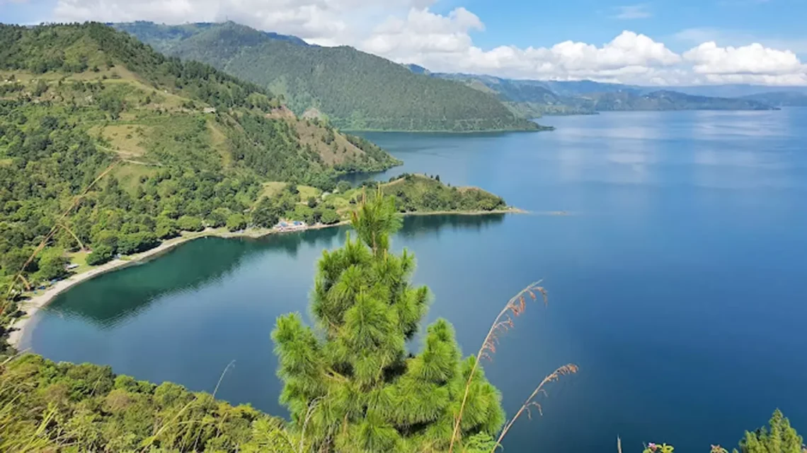 Bukit tarabunga: wisata di balige yang konon bisa bikin hubungan langgeng Bukit tarabunga