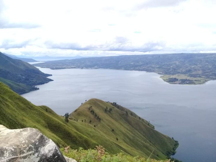 Sipatungan hill - bukit sipatungan