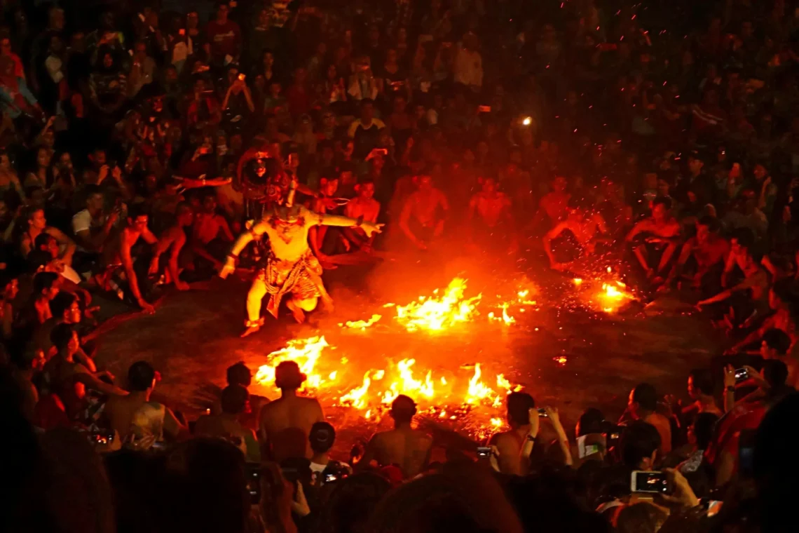 5 fakta menarik tentang tari kecak - atraksi unik di bali Tari kecak