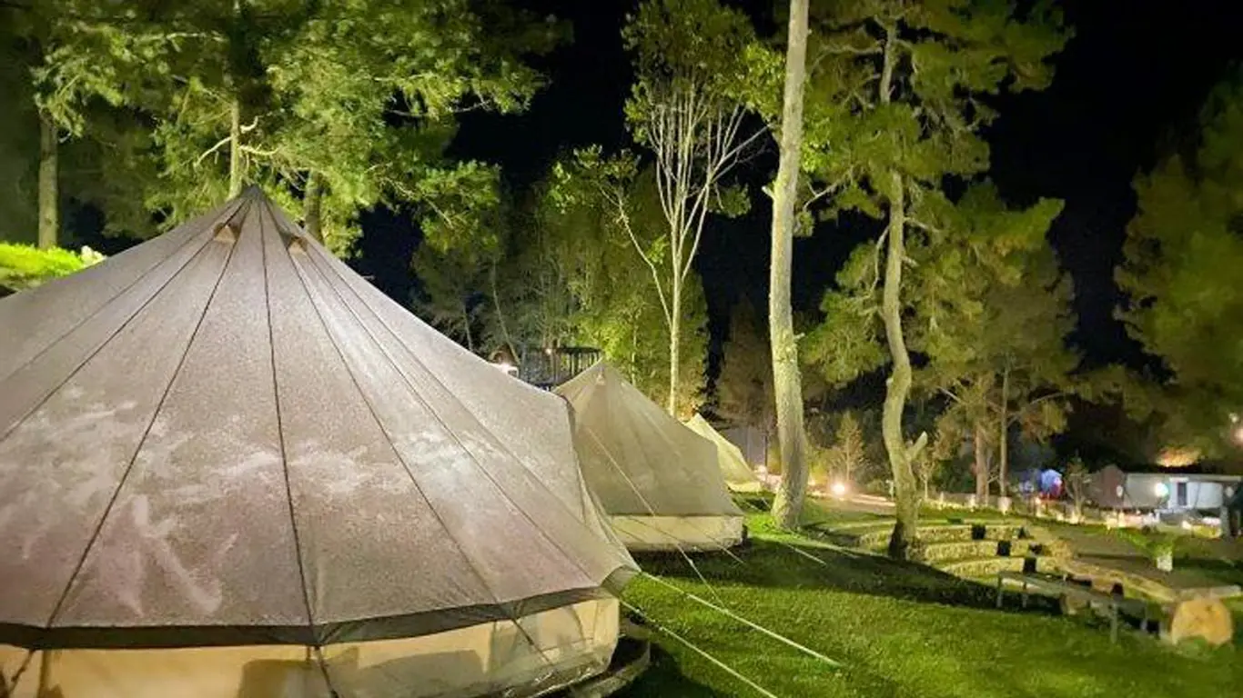 The Kaldera Toba Nomadic Escape