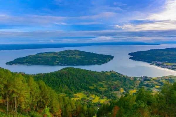 Spot foto dari Geosite Sipinsur. Image via: travelingmedan.com