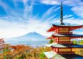 Jepang, dengan keindahannya yang memukau, tampil sebagai "negara yang cocok untuk honeymoon". Nikmati tradisi dan inovasi di hati asia ini.